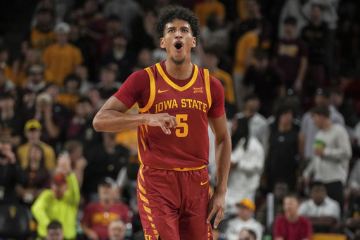 Curtis Jones nets 33 points as No. 3 Iowa State finishes strong to defeat Arizona State 76-61.