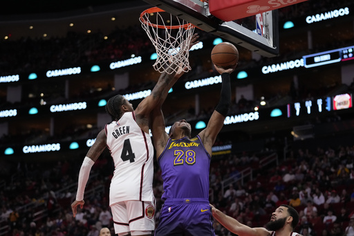 Green scores 33, VanVleet’s crucial late steal secures Rockets’ 119-115 victory against Lakers