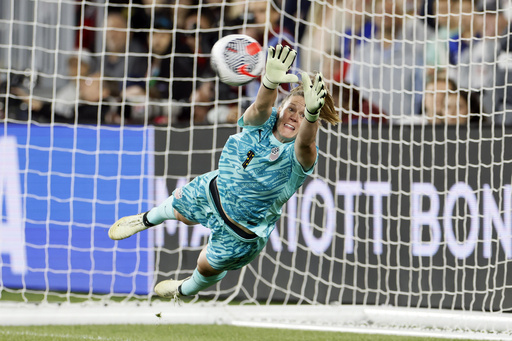 Alyssa Naeher named 2024 US Soccer Female Player of the Year