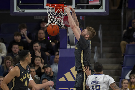 Kaufman-Renn contributes 19 points as No. 17 Purdue rallies to defeat Washington 69-58