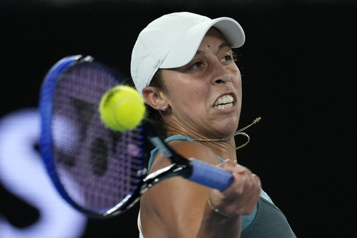 Madison Keys defeats Iga Swiatek in Australian Open semi-final, set to compete against Aryna Sabalenka in championship match