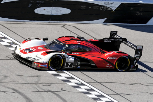 Penske’s two Porsches take charge as The Captain claims back-to-back victories at Rolex 24 in Daytona