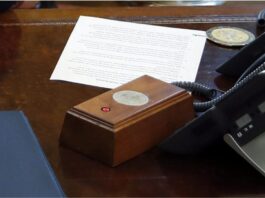 Trump Brings Back 'Diet Coke Button' At The Oval Office (Photo: Global News)