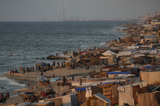 Gaza Residents Hope for a Ceasefire Return, Yet Many Discover Their Homes are Gone