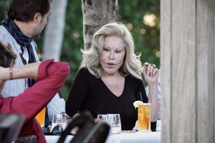 MIAMI, FLORIDA - JANUARY 08: Loyd Klein and Jocelyn Wildenstein are seen on January 08, 2023 in Miami, Florida (Photo by MEGA/GC Images)