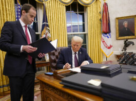 Washington , DC - January 20: President Donald Trump signs a series of executive orders at the White House on January 20, 2025, in Washington, DC. (Photo by Jabin Botsford /The Washington Post via Getty Images)