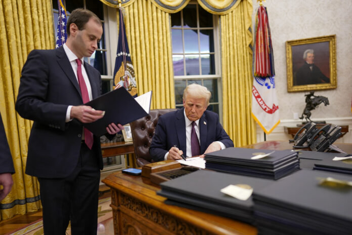 Washington , DC - January 20: President Donald Trump signs a series of executive orders at the White House on January 20, 2025, in Washington, DC. (Photo by Jabin Botsford /The Washington Post via Getty Images)