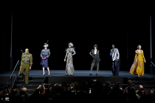 Julien Fournié’s “First Circus” transforms fashion into a stunning theatrical experience in Paris.