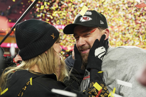 Taylor Swift supports boyfriend Travis Kelce as the Chiefs defeat the Bills to return to the Super Bowl.