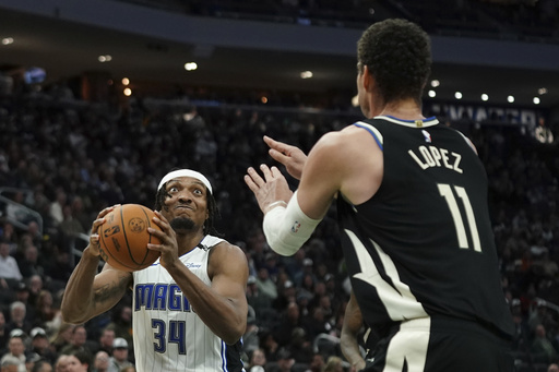 Lillard tallies 30 points as Bucks dominate Magic with a 122-93 win