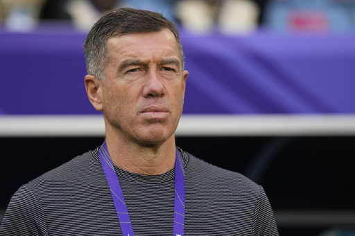 Uzbekistan’s head coach Sre?ko Katanec steps down due to health concerns as the team nears 2026 World Cup qualification.