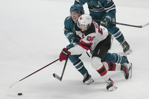 Cody Ceci nets the winner with 25 seconds remaining, Sharks edge out Devils 3-2