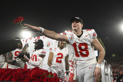 No. 6 Ohio State dominates undefeated Oregon 41-21 in the Rose Bowl, moves on to CFP semifinals