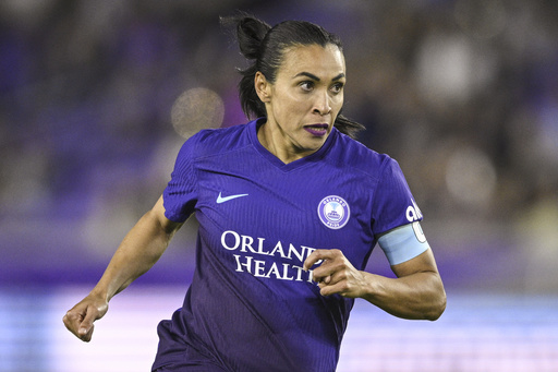 Marta, the Brazilian soccer icon, extends her contract with the Orlando Pride until 2026.