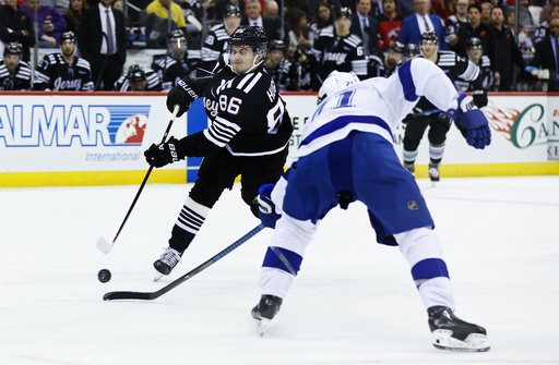 Noesen scores in overtime to propel Devils over Lightning 3-2