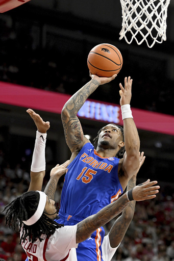 Eighth-ranked Florida secures 71-63 win against Arkansas after defeating No. 1 Tennessee