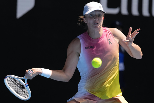 Australian Open: Iga Swiatek triumphs over Emma Navarro, set to compete against Madison Keys in semifinals