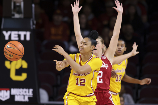 Watkins leads No. 4 USC with 26 points in 75-55 triumph against Nebraska, marking the Trojans’ ninth consecutive win.