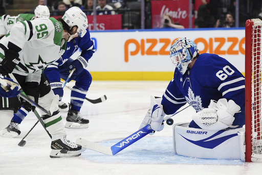 Logan Stankoven’s three-goal performance leads the Stars to a 4-1 victory against the Maple Leafs.