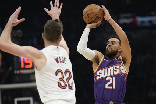 Donovan Mitchell nets 33 points, leading Cavaliers to a decisive 118-92 victory against Suns as NBA frontrunners.