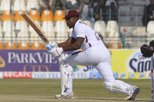 West Indies spinners challenge Pakistan as they struggle at 76-4 chasing difficult target in second Test.