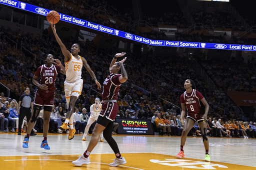 Joyce Edwards tallies 18 points to guide No. 2 South Carolina to a 70-63 victory over No. 18 Tennessee.