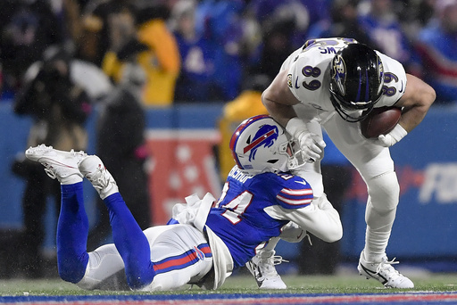 Bills supporters gather almost $80,000 for Ravens’ Andrews’ charity following failed 2-point conversion.