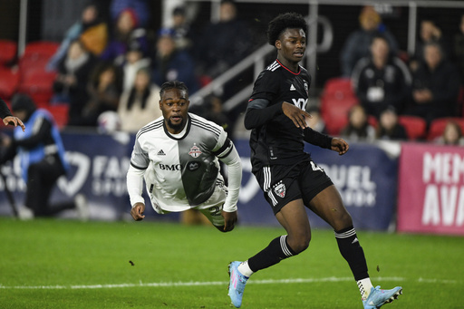 Bournemouth acquires youth defender Matai Akinmboni from DC United