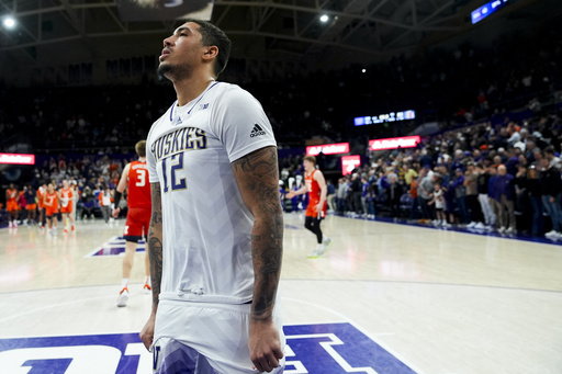 Jakucionis secures victory with decisive shot as No. 22 Illinois narrowly defeats Washington 81-77