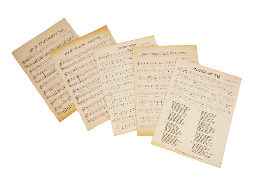 “Draft Lyrics for ‘Mr. Tambourine Man’ Fetch $508K at U.S. Auction”