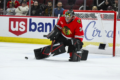 Pelletier nets two goals in Flames’ 5-2 victory against the Blackhawks