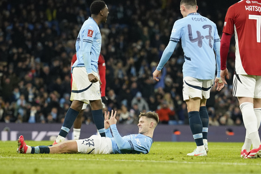 Man City triumphs 8-0 over Salford City in the FA Cup, while Liverpool dominates Accrington Stanley.