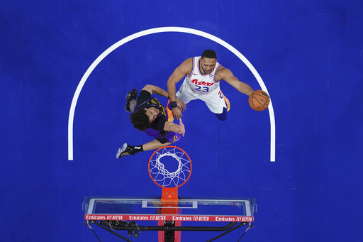 Tyrese Maxey nets 43 points, leading 76ers to a 118-104 victory over LeBron’s Lakers.