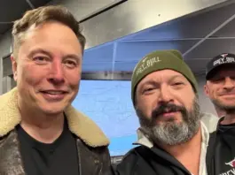 Elon Musk personally delivered mini Starlinks to first responders and volunteers in California on Jan. 12. (Grey Bull Rescue)