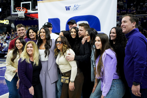 Kelsey Plum moves to Los Angeles while Jewell Loyd goes to Las Vegas in major three-team trade, says AP source.