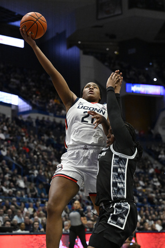 Fudd and Strong lead the way as No. 7 UConn defeats Xavier despite the absence of All-American guard Paige Bueckers.