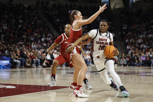 Fulwiley powers No. 2 South Carolina to a 101-60 victory over No. 13 Oklahoma with explosive performance.