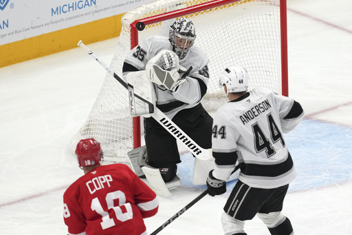 Kasper and Raymond lead Red Wings to 5-2 victory over Kings