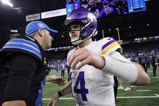 Darnold and Vikings seek solutions rather than a playoff bye