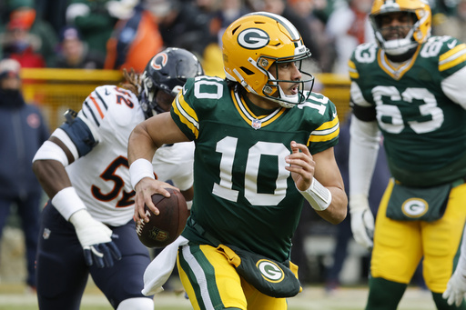 Packers face Eagles in playoffs as both starting quarterbacks recover from injuries