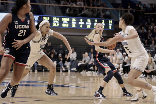 Geno Auriemma expresses optimism that Paige Bueckers’ knee injury isn’t severe.