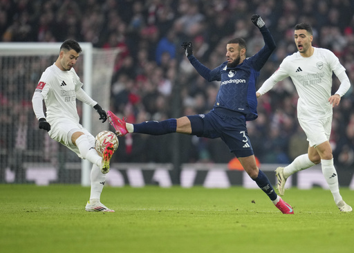 The reason behind Arsenal’s players donning an all-white kit in their FA Cup match against Man United