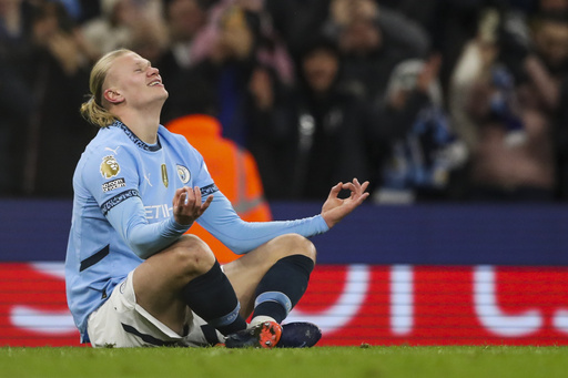 Manchester City advances following victory against Chelsea, as Liverpool maintains a 6-point lead.