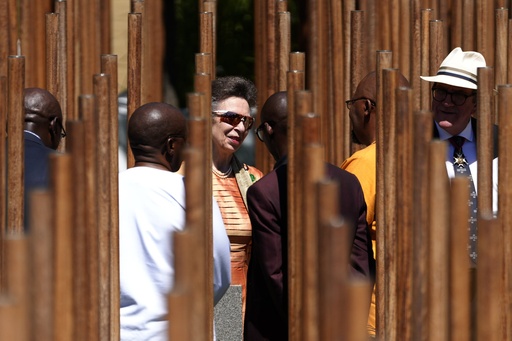 Black World War I veterans, previously overlooked, receive tribute with a new memorial in South Africa.