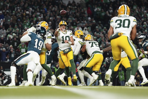 Packers’ failure to compete with top teams leads to a swift playoff departure.