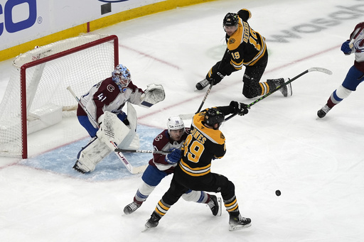 Pastrnak shines as Bruins triumph over Avalanche 3-1 following Rantanen trade