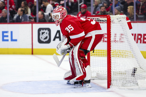 Eklund records three points in Sharks’ 6-3 victory, snapping Red Wings’ seven-game winning streak