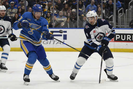 Jets secure franchise’s ninth consecutive victory with a 4-3 shootout win over Blues, highlighted by Kyle Connor’s decisive goal.