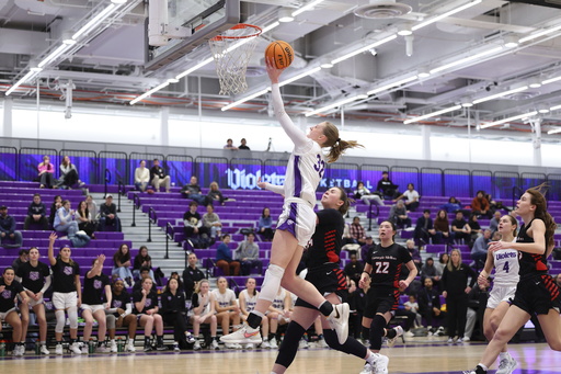 NYU women’s basketball team extends its winning streak to 49, defending their Division III championship title.