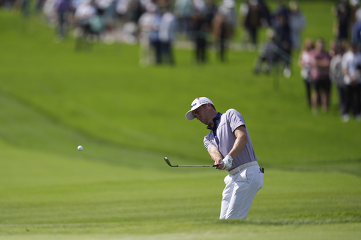 Adam Scott sympathizes with PGA Tour players’ discontent about possible LIV golfer comebacks.